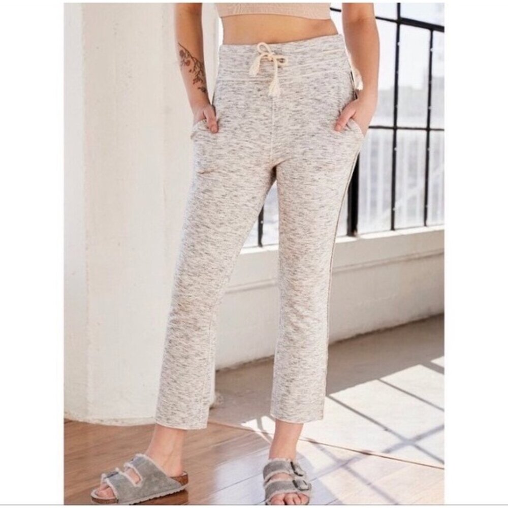 Free People Gray Relaxed Flare Legging Sweatpants L| Athleisure Pilates Princess